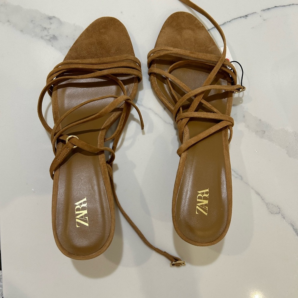 Zara gladiator strappy kitten heel sandal - size 39